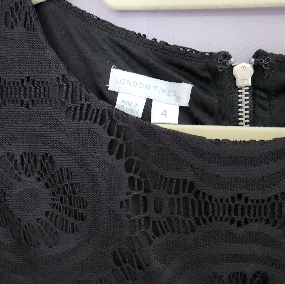 London Times blocked lace shift dress - Picture 3 of 9